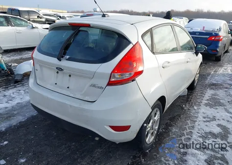 2011 Ford Fiesta Se z USA, uszkodzony, nr VIN 3FADP4EJXBM191373
